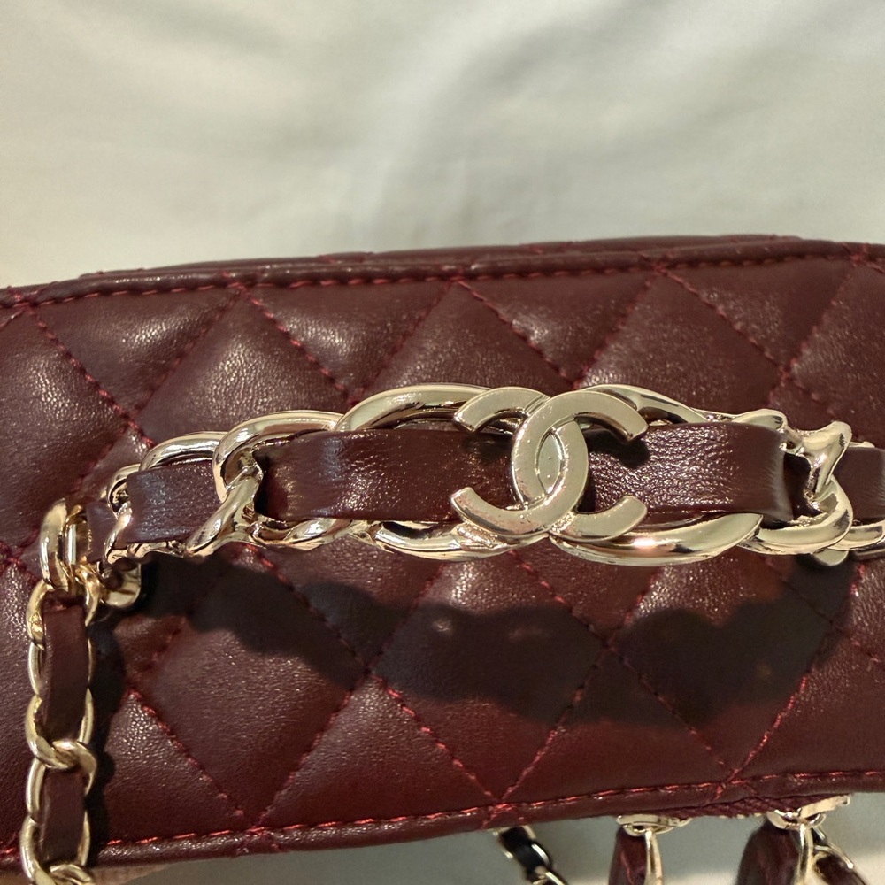 Chanel Dark Burgundy Leather Vanity Crossbody Bag - Picture 4 of 8
